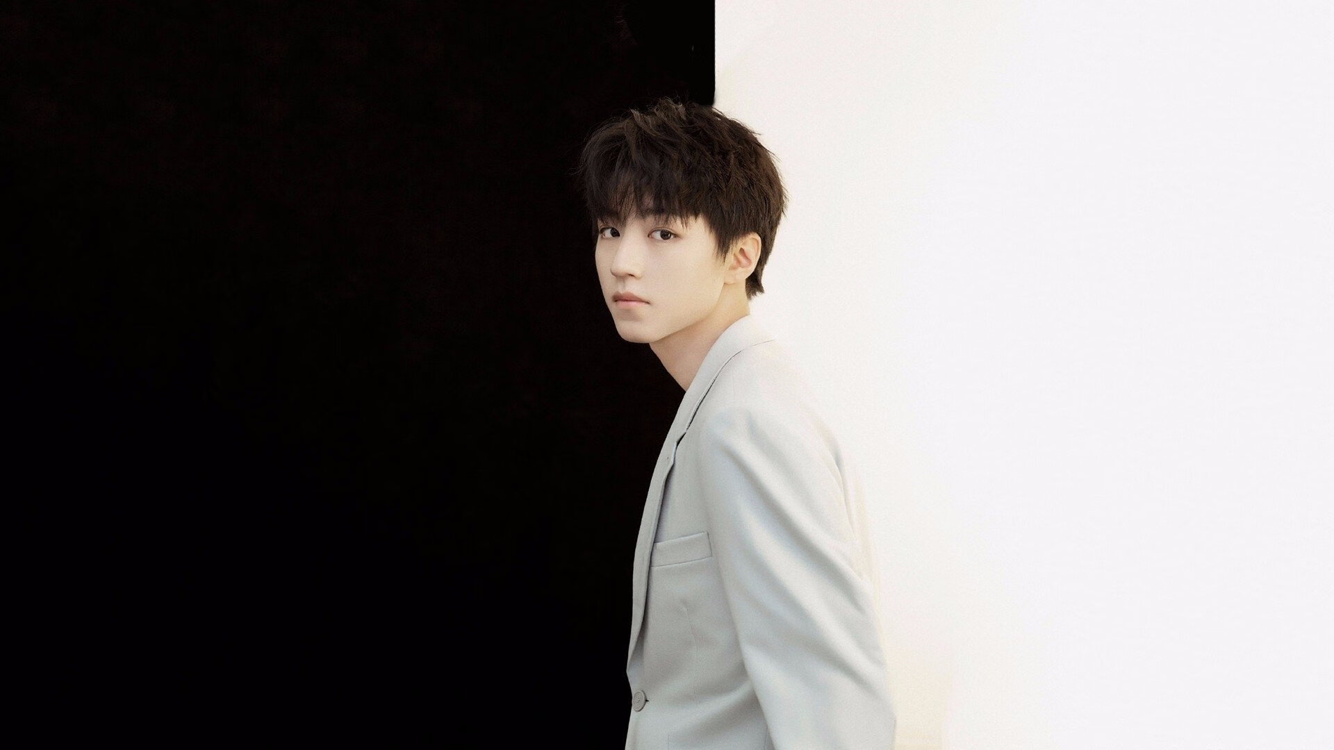 跨界巅峰对决!广厦队力克快船,贝恩狂砍40分接管年度焦点之战