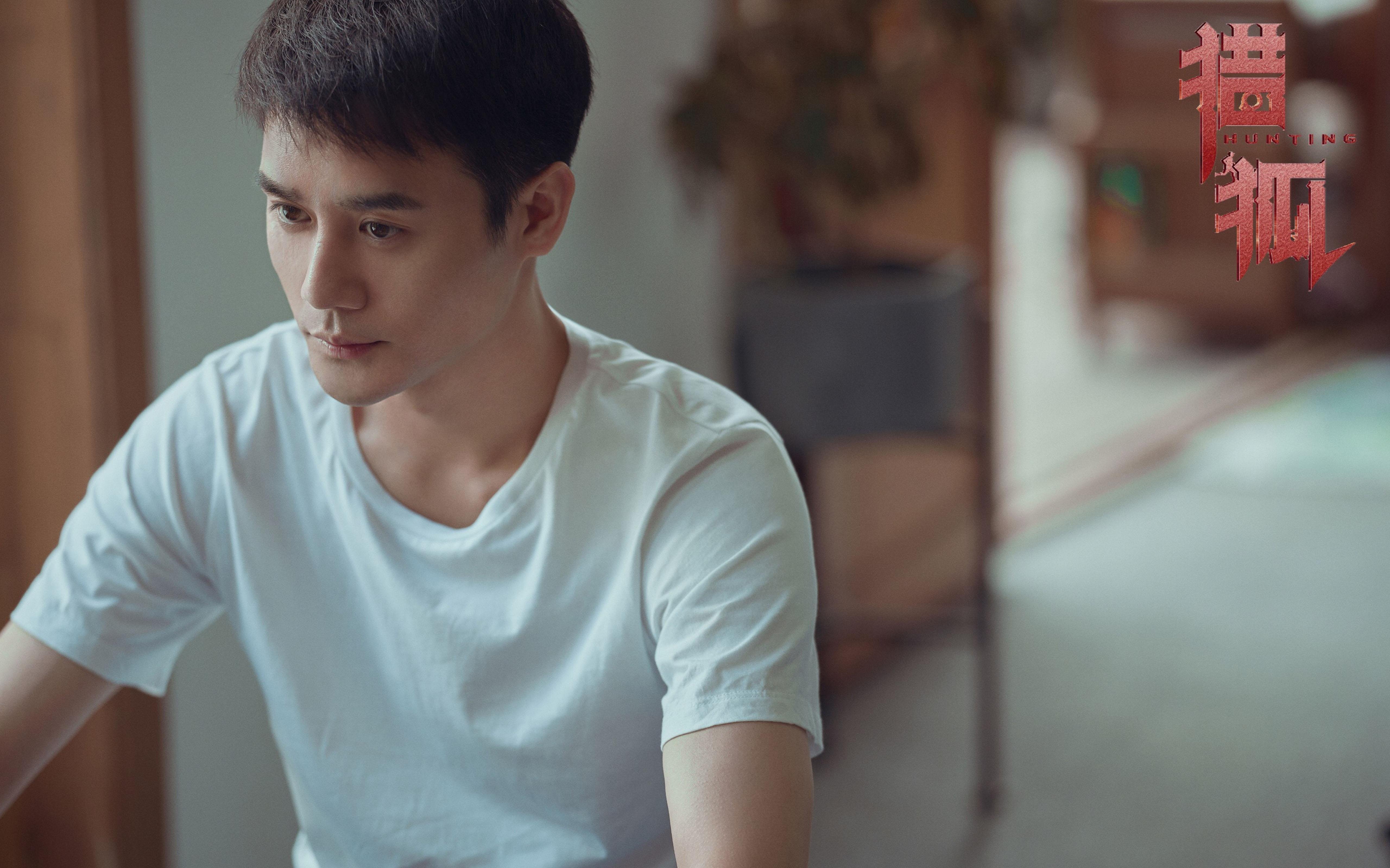 这是一篇为您定制的文章，融合了历史重演的戏剧性、关键人物的决定性作用以及战术层面的描写